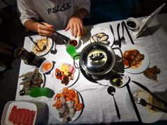 -领鲜活海鲜榴莲自助火锅(东门店)