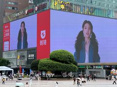 -观音桥步行街