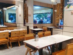 -阿胖龙虾小海鲜(宁国南路总店)