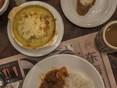 红烩牛肉饭送罗宋汤-东海咖啡馆