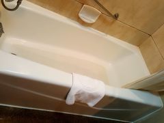 -曲江惠宾苑宾馆(大雁塔大唐不夜城店)