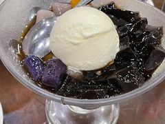 仙草芋圆伴雪糕-仁信老铺甜品(北京路店)