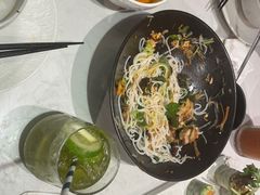 越式冬阴功海鲜汤-美奈小馆·越南料理(中航城君尚购物中心店)