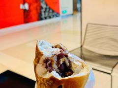 核桃红豆碱水-Dough&Joe团憩(瑞虹天地月亮湾店)