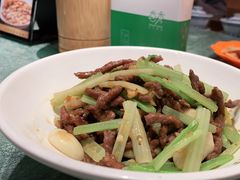 -首秀·四川料理(吾悦广场店)
