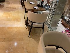 -怡咖啡海鲜自助餐厅(浦东香格里拉店)