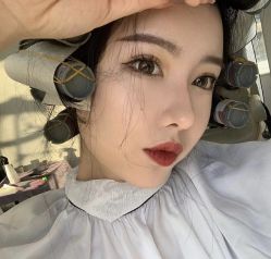 -Amo la Diva造型