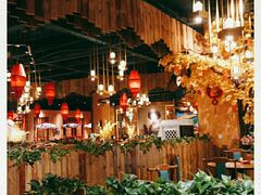 大堂-老滇山寨•云南特色菜•地方菜•民族风情歌舞表演(金碧店)