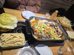 -鱼众不同·鸡公煲·烤全鱼(国顺路店)