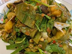 -鸿运美食府