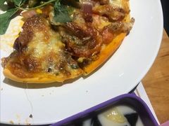 -月亮眼花园餐厅书吧酒吧