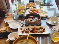 -泉畔人家·老济南经典鲁菜(大明湖店)