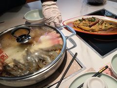 -黄记煌三汁焖锅(新佳丽江汉路店)