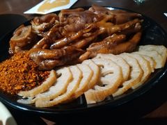 卤味拼盘-一棠龙虾•王牌虾球(楚河汉街店)