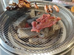 -啊美丽炭火烤肉(滑翔一店)