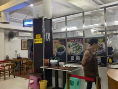 大堂-潮镇老尾牛杂(环城西路店)