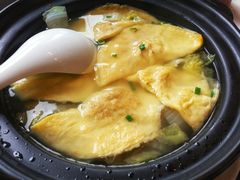 石锅鸡汤烩手工蛋饺-上海小南国(正大店)