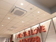 -必胜客(新中纬店)