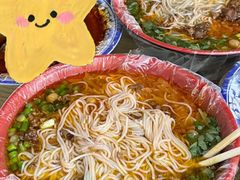 -官亭路小吃一条巷