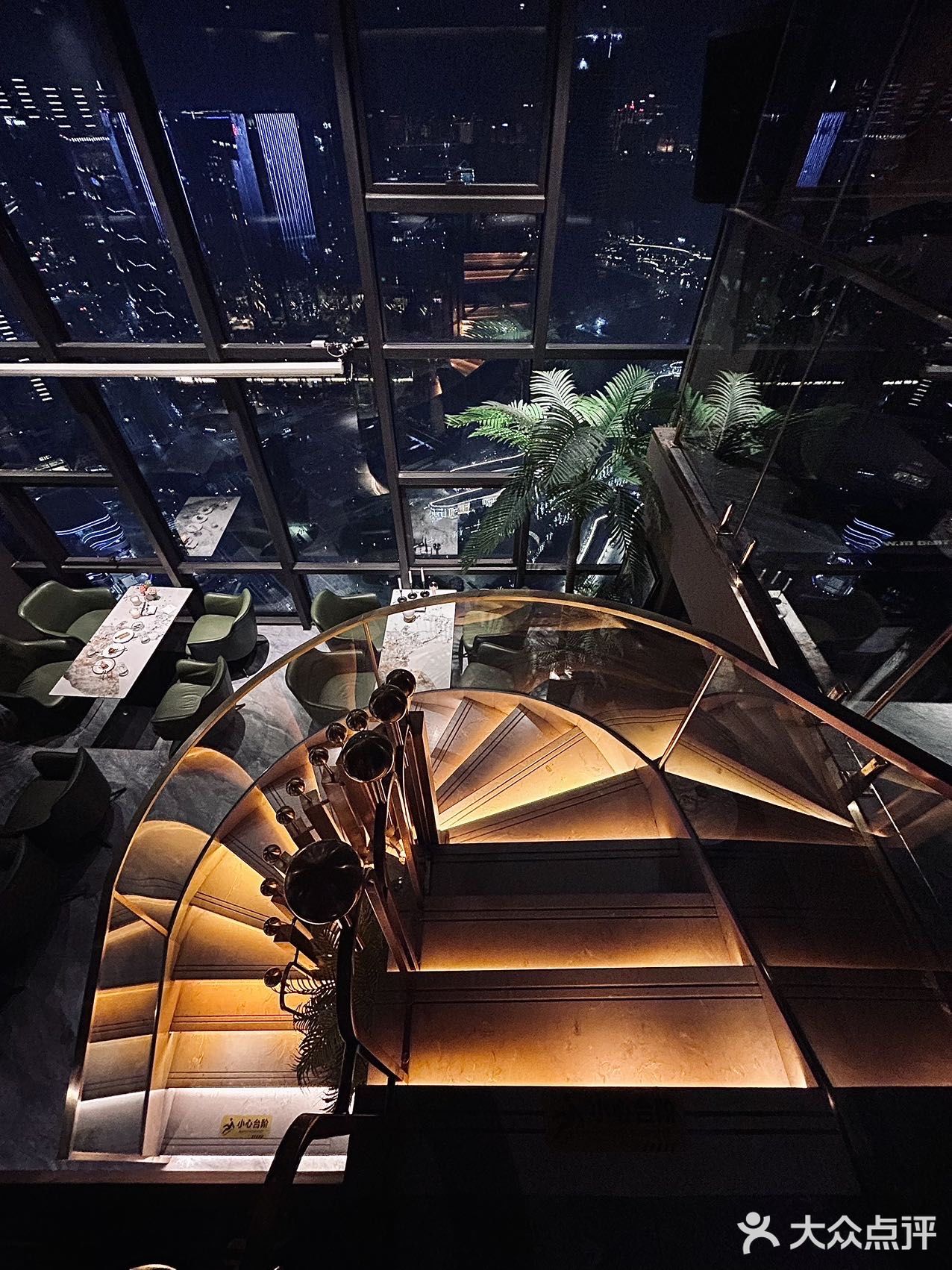 和朋友一来这就被吸引到了 环境真的太棒了