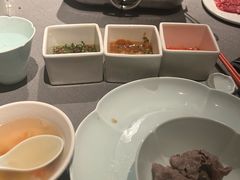 -左庭右院鲜牛肉火锅黑金店(陆家嘴中心店)
