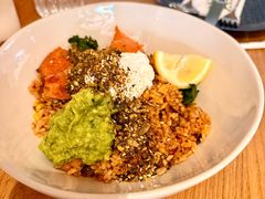 烟熏三文鱼配辣泡菜炒饭-gaga(深圳福田星河COCO Park店)