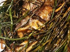 葱烤鸦片鱼头-新吉士·上海菜(浦东LCM置汇旭辉店)