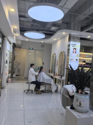 -虫二·专注健康烫染沙龙