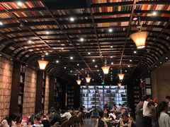 -钟书阁(松江泰晤士小镇店)