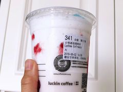 小雪荔枝瑞纳冰-瑞幸咖啡(华创生活广场店)