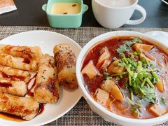 -榛悦隆堡成都酒店(春熙路太古里店)