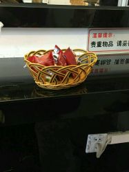 -镁连社·美联社