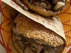 -洪峰浩老北京烧饼夹肉(角门路店)
