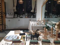 -肆兮眼镜·蔡司·徕卡战略合作店(大坪店)