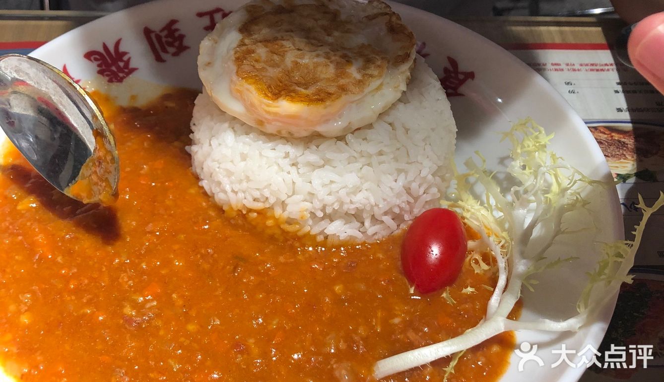 餐厅在商场b2层,很好找。服务:扫码点餐