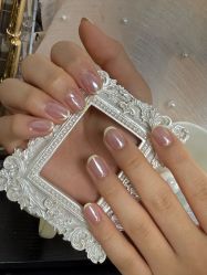 -芊屿芊浔美甲