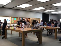 店内环境-Apple 零售店(Causeway Bay)