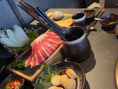 -湊湊火锅·茶憩(杭州湖滨银泰in77店)