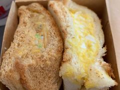 -星巴克臻选(上海淮海百盛购物中心店)
