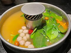 珍珠翡翠白玉汤鸳鸯锅-重八牛府之小有名气(大望路店)
