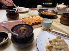 黑五谷养生粥-红蜡烛•瓦罐粥家常菜•夜宵(中山路店)