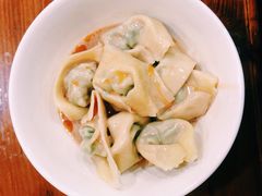 荠菜肉冷馄饨-潘国仙耳光馄饨(黄家阙路店)