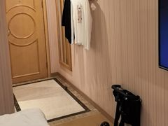 -维也纳酒店(成都春熙路李家沱地铁站店)