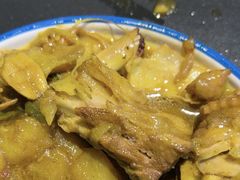 -关东情铁锅炖(迎春大街店)