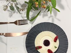 -潮一不贰·法式甜品·生日蛋糕·西式简餐(外滩店)