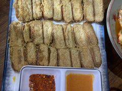 -七步香云南山里菜(昆明老街店)