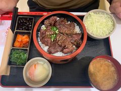 -牛邸·烧肉饭(来福士店)
