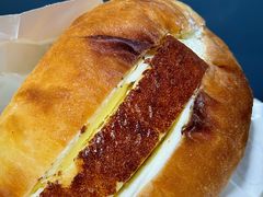 焦糖巴斯克生奶油包-PAOPAO Bakery&Café(港汇店)