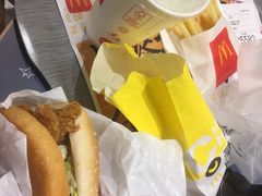 -麦当劳(百联西郊购物中心店)