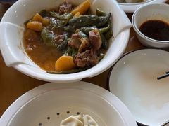 -鹤乡东北菜(崮山路店)